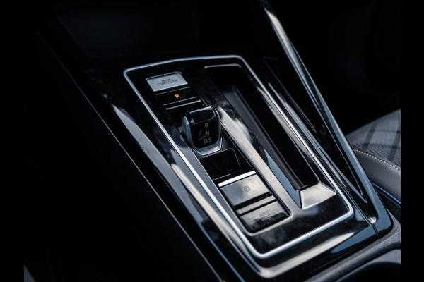 Volkswagen Golf 1.5 eTSI DSG 150PK R-Line Edition | Carplay | Camera | Facelift
