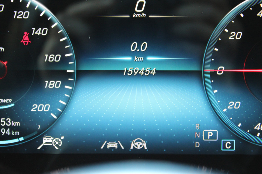 Mercedes-Benz EQC 400 4MATIC Premium Plus AMG 80 kWh SOh 93,4% NAVI LEER MASSAGE LED 159000KM!!