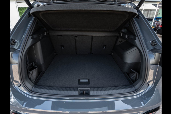 Volkswagen Tiguan 1.5 eTSI 272PK DSG R-Line Edition | Pano | Surround View | Black Pack | BTW