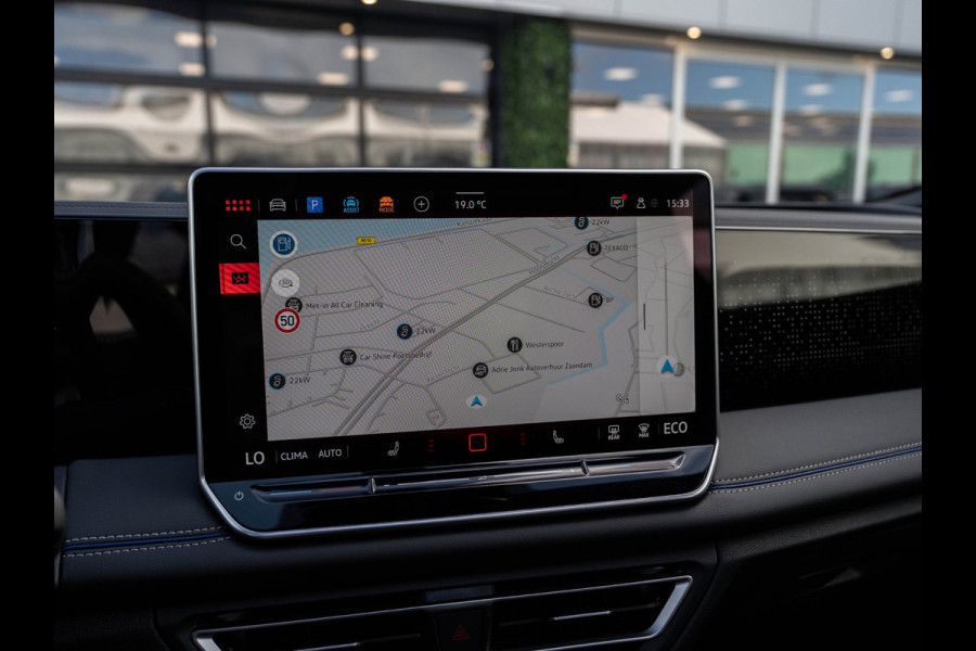 Volkswagen Tiguan 1.5 eTSI 272PK DSG R-Line Edition | Pano | Surround View | Black Pack | BTW