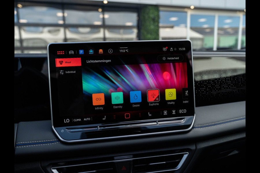 Volkswagen Tiguan 1.5 eTSI 272PK DSG R-Line Edition | Pano | Surround View | Black Pack | BTW