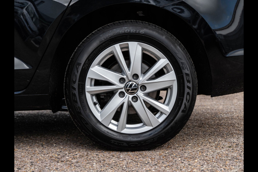 Volkswagen Touran 1.5 TSI 150PK DSG Comfortline | Navi | Massage | ACC |