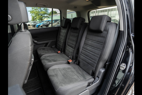 Volkswagen Touran 1.5 TSI 150PK DSG Comfortline | Navi | Massage | ACC |