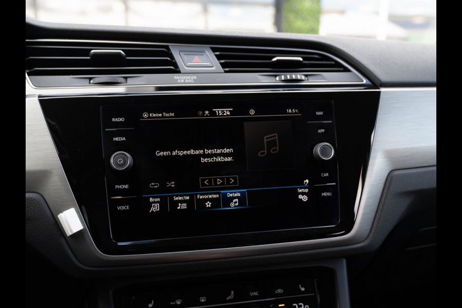 Volkswagen Touran 1.5 TSI 150PK DSG Comfortline | Navi | Massage | ACC |