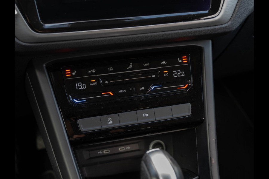 Volkswagen Touran 1.5 TSI 150PK DSG Comfortline | Navi | Massage | ACC |