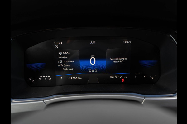 Volkswagen Touran 1.5 TSI 150PK DSG Comfortline | Navi | Massage | ACC |