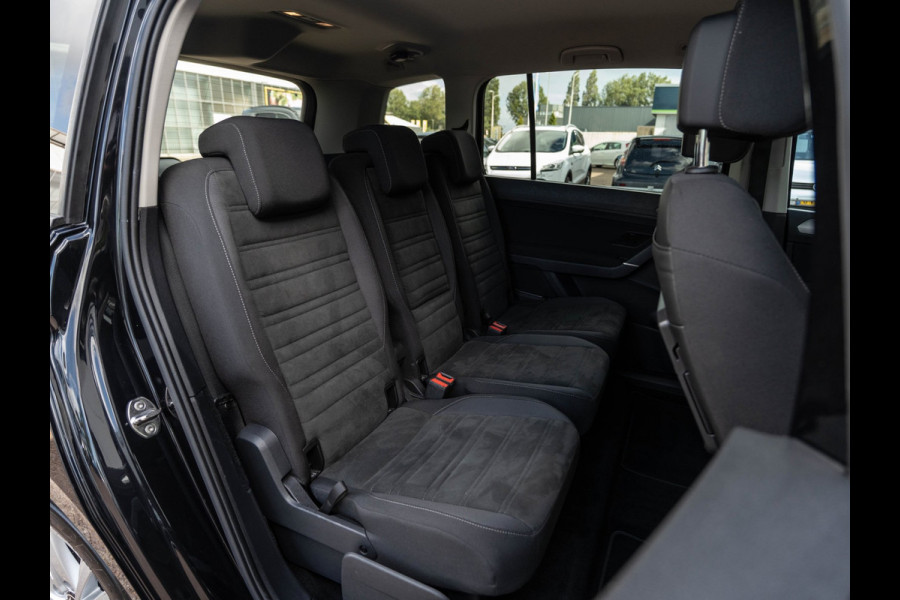 Volkswagen Touran 1.5 TSI 150PK DSG Comfortline | Navi | Massage | ACC |