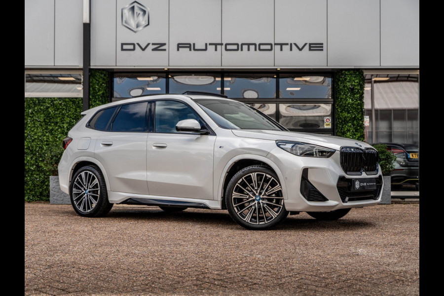 BMW iX1 XDrive30 67 kWh M-Sport | SOH 97% | WLTP 468KM | Innovation | Pano | Drive Ass. Pro | BTW