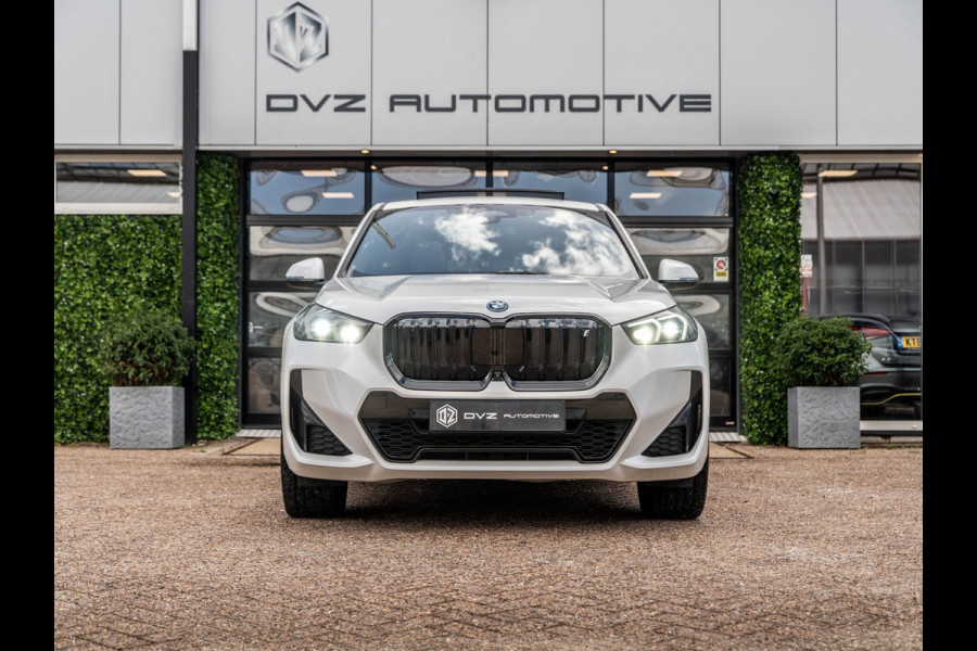 BMW iX1 XDrive30 67 kWh M-Sport | SOH 97% | WLTP 468KM | Innovation | Pano | Drive Ass. Pro | BTW