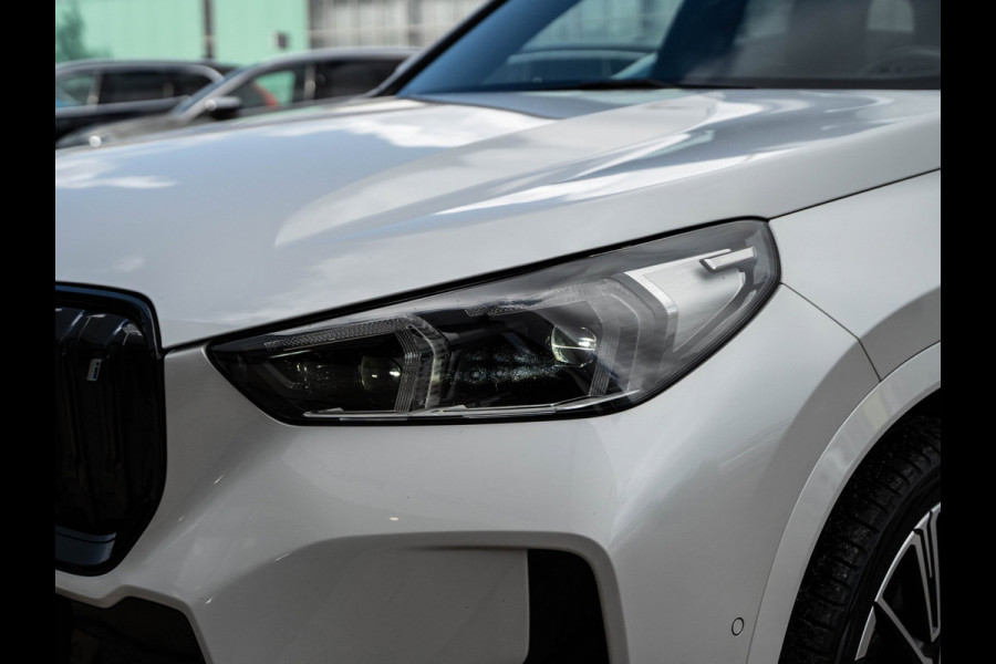 BMW iX1 XDrive30 67 kWh M-Sport | SOH 97% | WLTP 468KM | Innovation | Pano | Drive Ass. Pro | BTW