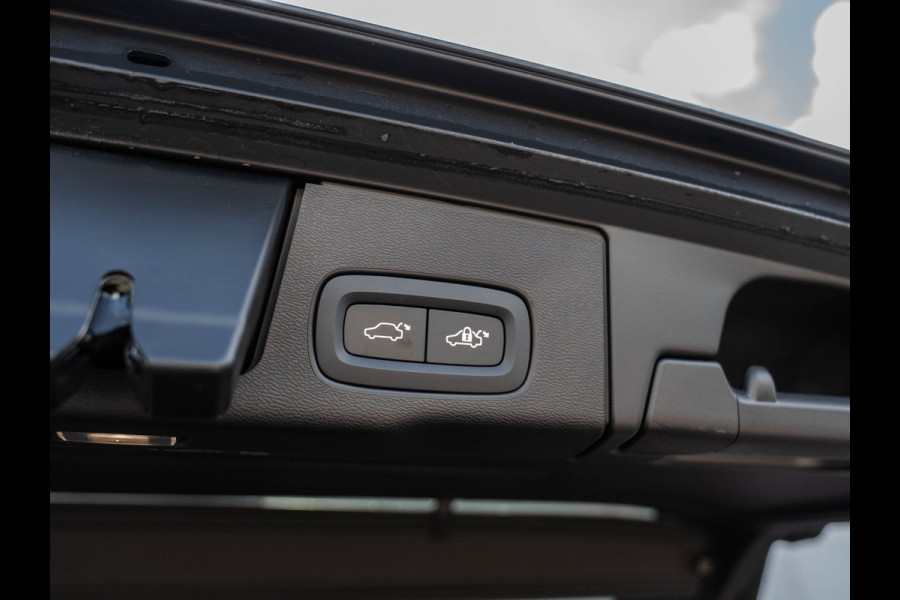 Volvo XC60 2.0 T8 Plug-in hybrid AWD Plus Black Edition