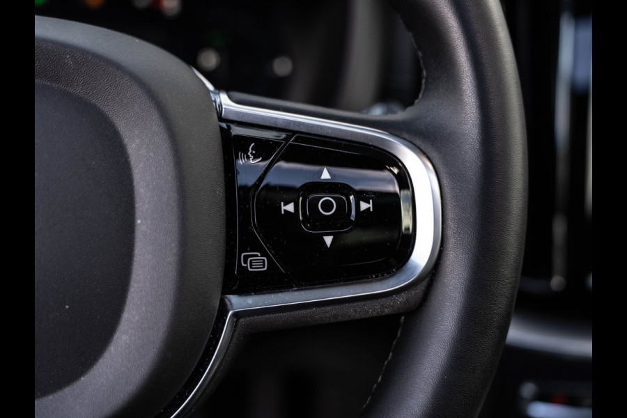 Volvo XC60 2.0 T8 Plug-in hybrid AWD Plus Black Edition