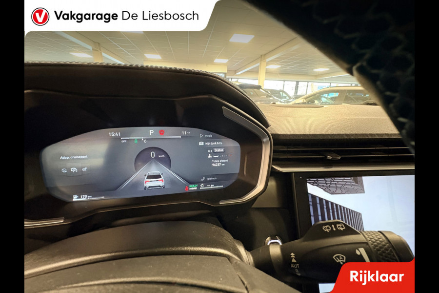 Lynk & Co 01 1.5 / Panorama-dak / 360 Camera / Infinity audio / Navigatie