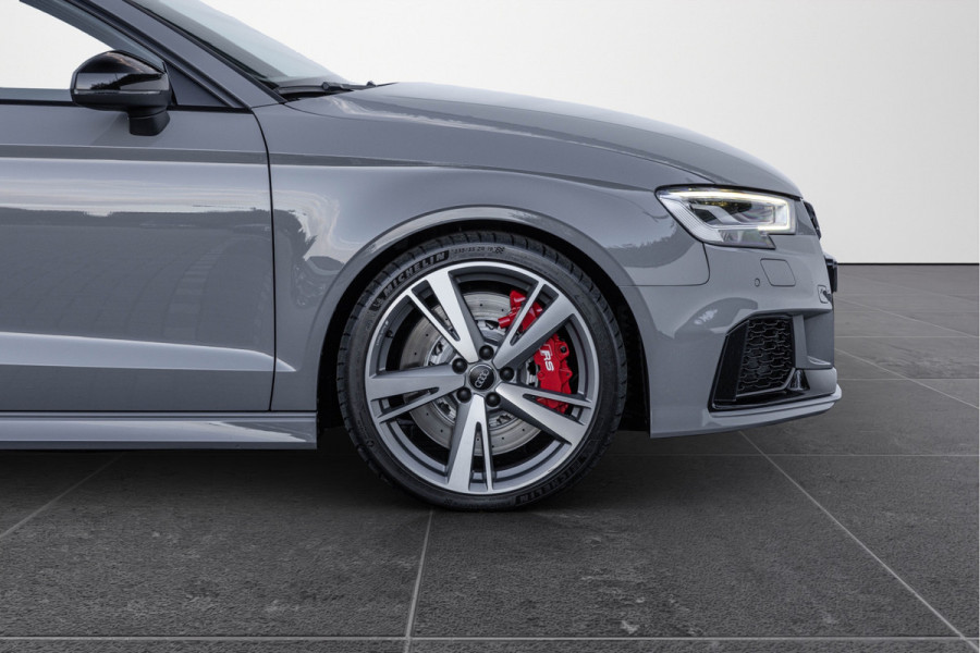 Audi RS3 Limousine 2.5 TFSI 400pk Quattro Pano B&O RS-stoelen ACC