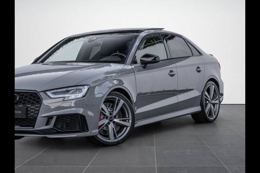 Audi RS3 Limousine 2.5 TFSI 400pk Quattro Pano B&O RS-stoelen ACC