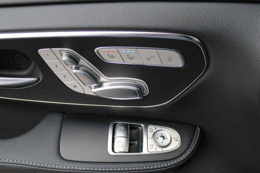 Mercedes-Benz V-Klasse 300d / XXL / AMG / DC / 4-Matic / Luchtvering / Elec Stoel / Burmester / NIEUWSTAAT