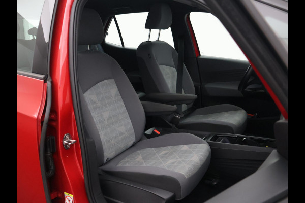 Volkswagen ID.3 PRO 58 KWH + SFEERVERLICHTING | HEAD-UP | ADAPTIVE CRUISE | 18 INCH | STOELVERW. | CARPLAY