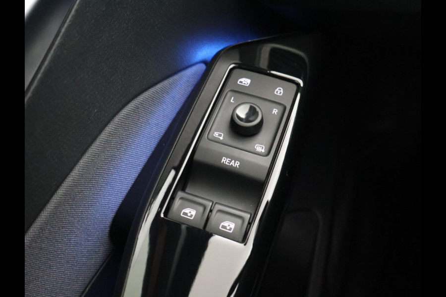 Volkswagen ID.3 PRO 58 KWH + SFEERVERLICHTING | HEAD-UP | ADAPTIVE CRUISE | 18 INCH | STOELVERW. | CARPLAY