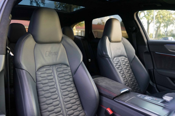Audi RS6 Avant 4.0 TFSI Quattro Akrapovic/Eventuri/Wheelforce/Dynamic+/Ceramic