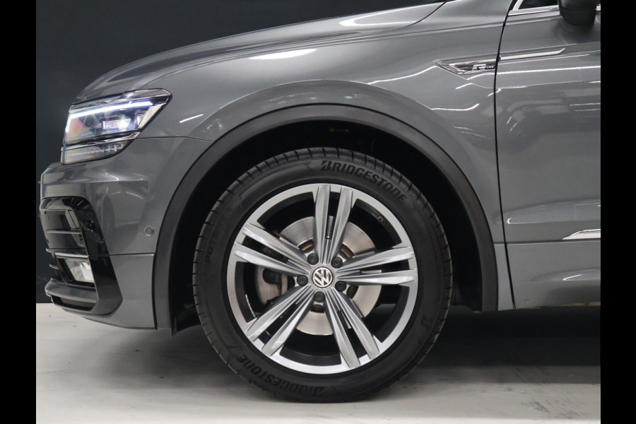 Volkswagen Tiguan 2.0 TSI 4Motion R Line [SCHUIFKANTELDAK, TREKHAAK, STOELVERWARMING, CRUISE CONTROL, DYNAUDIO, CAMERA, PDC V+A, LED, AIRCO, BLUETOOTH, NAVIGATIE, NIEUWSTAAT]