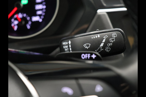 Volkswagen Tiguan 2.0 TSI 4Motion R Line [SCHUIFKANTELDAK, TREKHAAK, STOELVERWARMING, CRUISE CONTROL, DYNAUDIO, CAMERA, PDC V+A, LED, AIRCO, BLUETOOTH, NAVIGATIE, NIEUWSTAAT]
