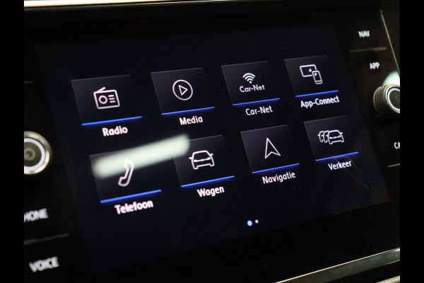 Volkswagen Tiguan 2.0 TSI 4Motion R Line [SCHUIFKANTELDAK, TREKHAAK, STOELVERWARMING, CRUISE CONTROL, DYNAUDIO, CAMERA, PDC V+A, LED, AIRCO, BLUETOOTH, NAVIGATIE, NIEUWSTAAT]