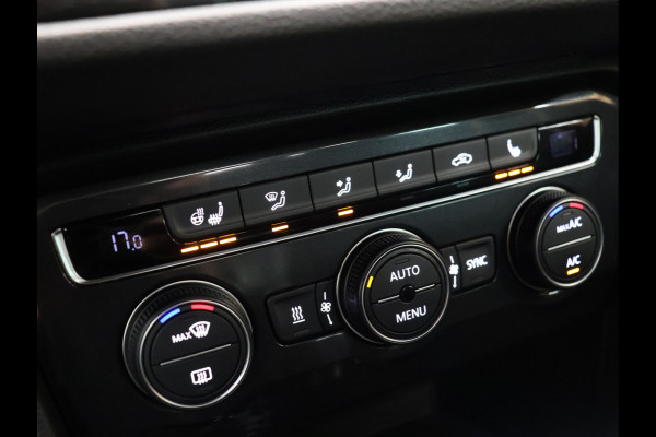 Volkswagen Tiguan 2.0 TSI 4Motion R Line [SCHUIFKANTELDAK, TREKHAAK, STOELVERWARMING, CRUISE CONTROL, DYNAUDIO, CAMERA, PDC V+A, LED, AIRCO, BLUETOOTH, NAVIGATIE, NIEUWSTAAT]