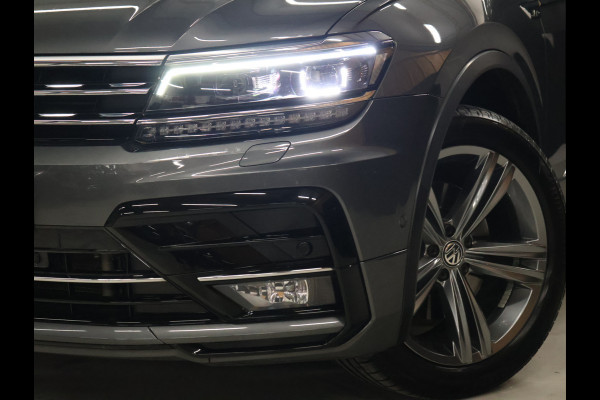 Volkswagen Tiguan 2.0 TSI 4Motion R Line [SCHUIFKANTELDAK, TREKHAAK, STOELVERWARMING, CRUISE CONTROL, DYNAUDIO, CAMERA, PDC V+A, LED, AIRCO, BLUETOOTH, NAVIGATIE, NIEUWSTAAT]