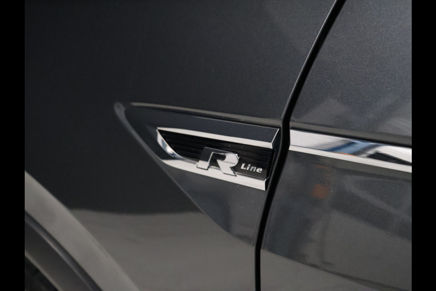 Volkswagen Tiguan 2.0 TSI 4Motion R Line [SCHUIFKANTELDAK, TREKHAAK, STOELVERWARMING, CRUISE CONTROL, DYNAUDIO, CAMERA, PDC V+A, LED, AIRCO, BLUETOOTH, NAVIGATIE, NIEUWSTAAT]