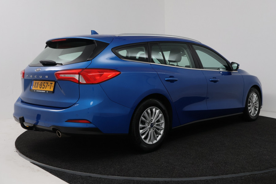 Ford FOCUS Wagon 1.5 EcoBoost Titanium Business (STOEL/STUUR VERWARMING, TREKHAAK, NAVIGATIE, PARKEERSENSOREN)