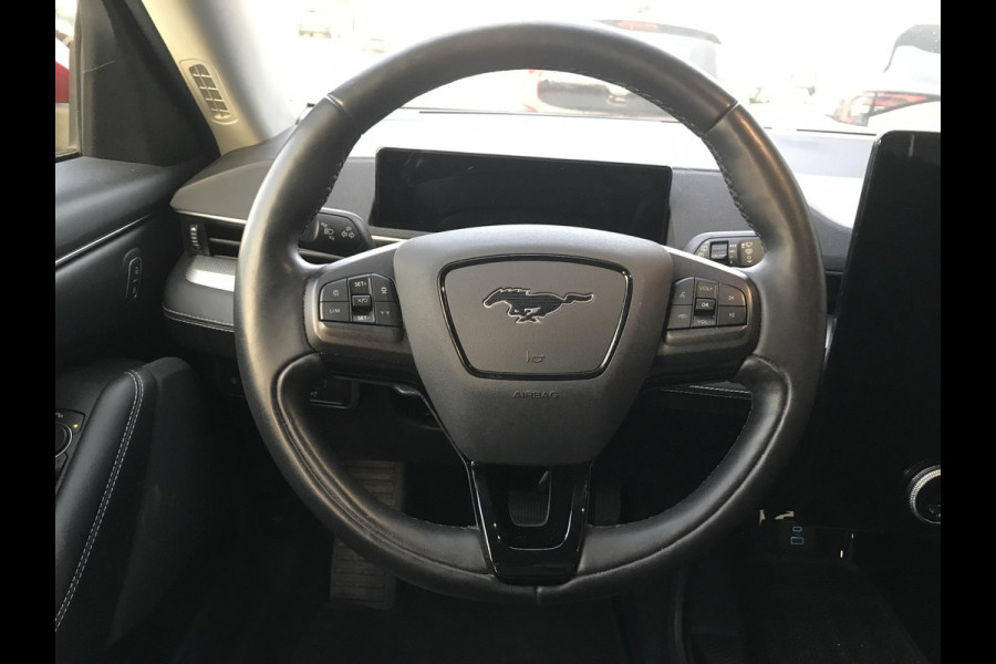 Ford Mustang Mach-E RWD 75 kWh Trekhaak