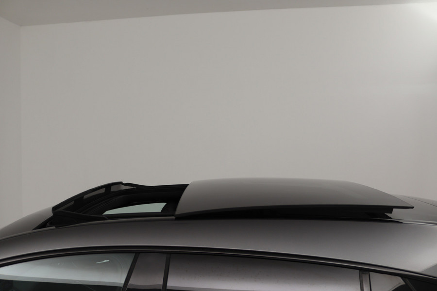 Mercedes-Benz CLA-Klasse Shooting Brake 200 Prestige (PANORAMADAK, STOELVERWARMING, CAMERA, NAVIGATIE, PARKEERSENSOREN)