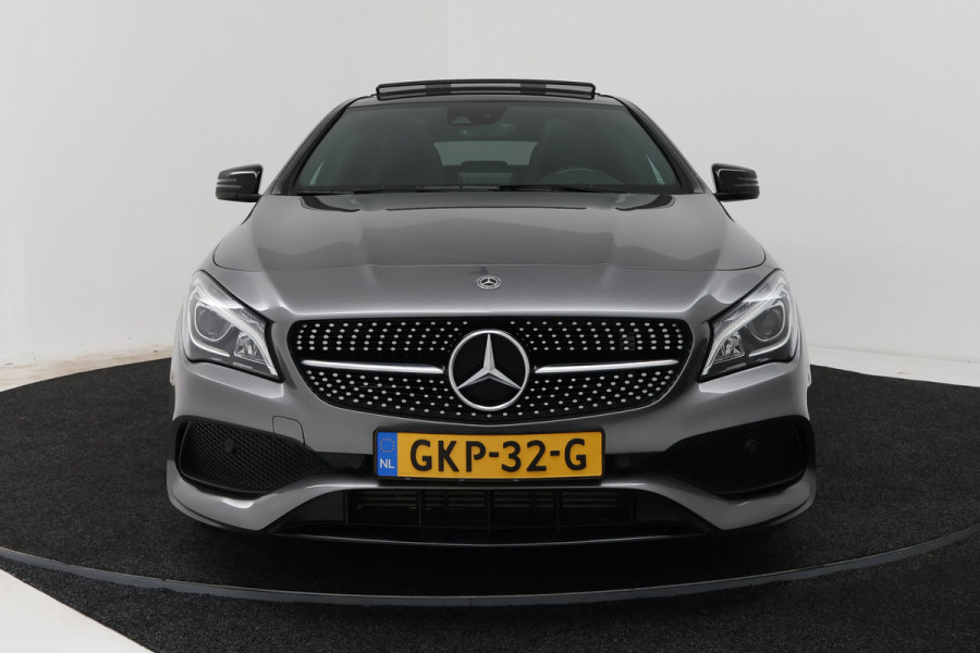 Mercedes-Benz CLA-Klasse Shooting Brake 200 Prestige (PANORAMADAK, STOELVERWARMING, CAMERA, NAVIGATIE, PARKEERSENSOREN)