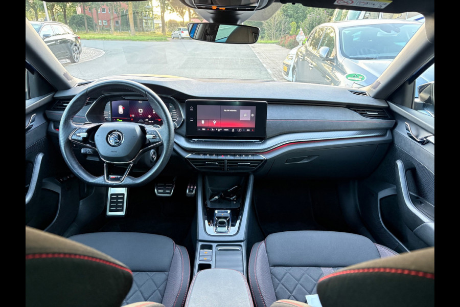 Škoda Octavia Combi 1.4 TSI iV PHEV Sportline Business 245PK