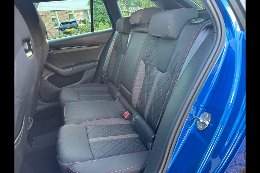 Škoda Octavia Combi 1.4 TSI iV PHEV Sportline Business 245PK