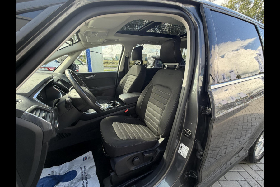 Ford Galaxy 2.5 Hybrid Titanium 190pk Automaat | Afneembare trekhaak | Panoramadak | Stoelverwarming | Camera