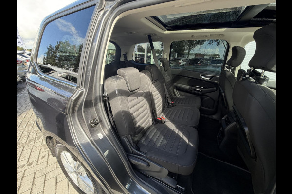Ford Galaxy 2.5 Hybrid Titanium 190pk Automaat | Afneembare trekhaak | Panoramadak | Stoelverwarming | Camera