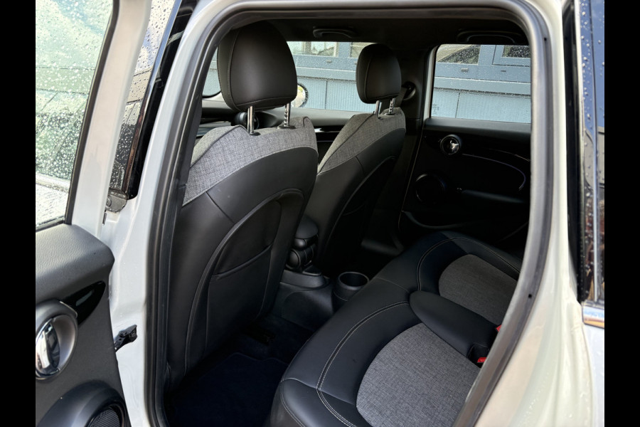 MINI 5-deurs 1.5 Cooper 136pk Bns.Edition 5-drs. NAVI/CARPLAY/CLIMA/CRUISE/PDC/LED