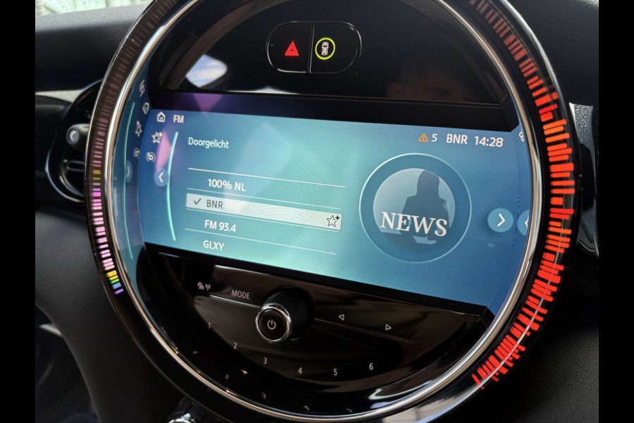 MINI 5-deurs 1.5 Cooper 136pk Bns.Edition 5-drs. NAVI/CARPLAY/CLIMA/CRUISE/PDC/LED