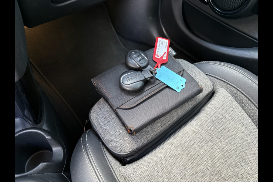 MINI 5-deurs 1.5 Cooper 136pk Bns.Edition 5-drs. NAVI/CARPLAY/CLIMA/CRUISE/PDC/LED