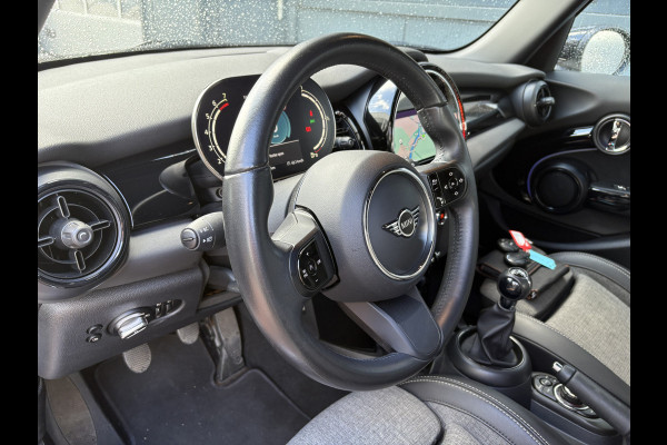 MINI 5-deurs 1.5 Cooper 136pk Bns.Edition 5-drs. NAVI/CARPLAY/CLIMA/CRUISE/PDC/LED