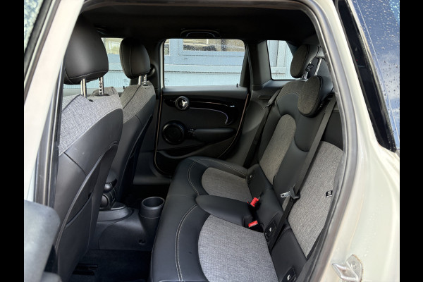 MINI 5-deurs 1.5 Cooper 136pk Bns.Edition 5-drs. NAVI/CARPLAY/CLIMA/CRUISE/PDC/LED