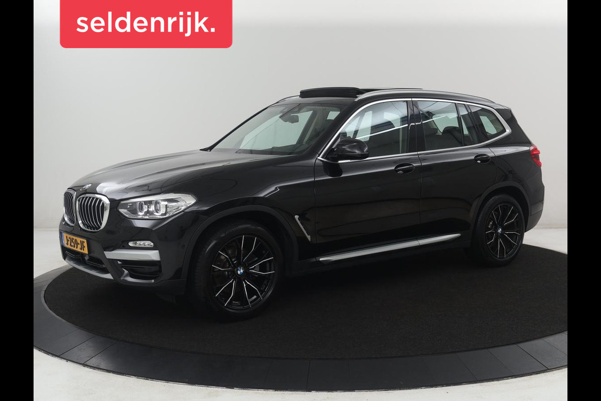 BMW X3 xDrive20i | Trekhaak | Panoramadak | Adaptive cruise | Half Leder | Head-up | Camera | Sfeerverlichting | Climate control | Stoelverwarming | Full LED |