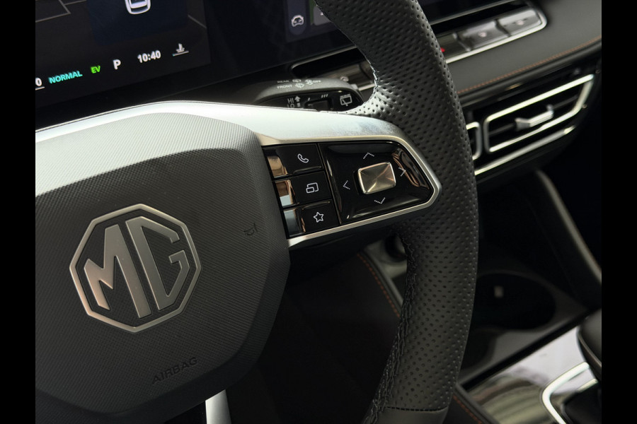 MG MG HS PHEV 1.5 TGDI LUXURY PHEV PLUG-IN HYBRIDE | LEER | 272PK NIEUWE AUTO | >1.000 KM TOTAAL BEREIK | 360° CAMERA | ELEKTRISCHE ACHTERKLEP