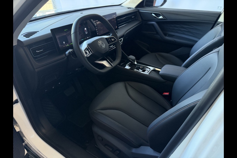 MG MG HS PHEV 1.5 TGDI LUXURY PHEV PLUG-IN HYBRIDE | LEER | 272PK NIEUWE AUTO | >1.000 KM TOTAAL BEREIK | 360° CAMERA | ELEKTRISCHE ACHTERKLEP