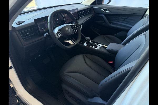 MG MG HS PHEV 1.5 TGDI LUXURY PHEV PLUG-IN HYBRIDE | LEER | 272PK NIEUWE AUTO | >1.000 KM TOTAAL BEREIK | 360° CAMERA | ELEKTRISCHE ACHTERKLEP