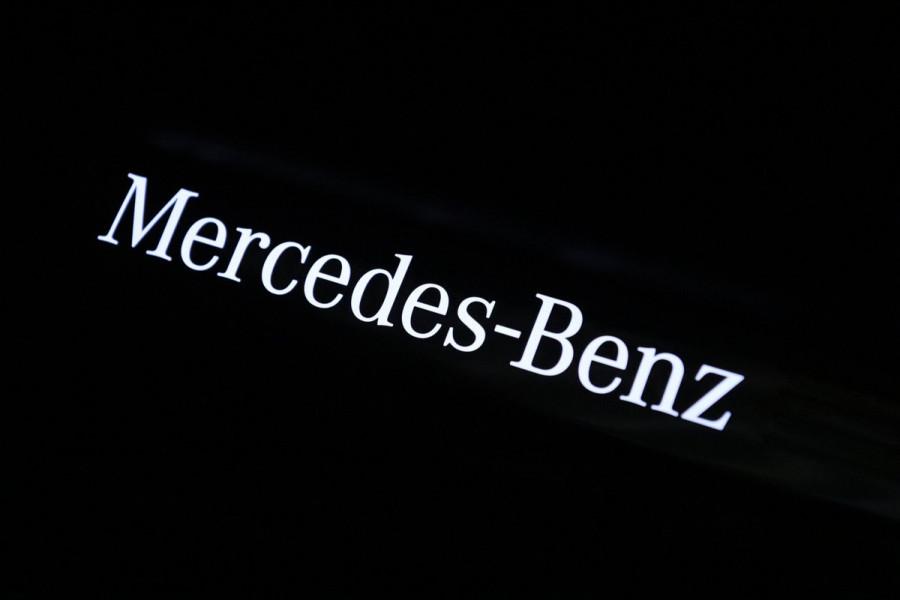 Mercedes-Benz GLC Coupé 300e 4MATIC / PANODAK / 360 / ACC / STOELVERW / 100% Batterijcond.