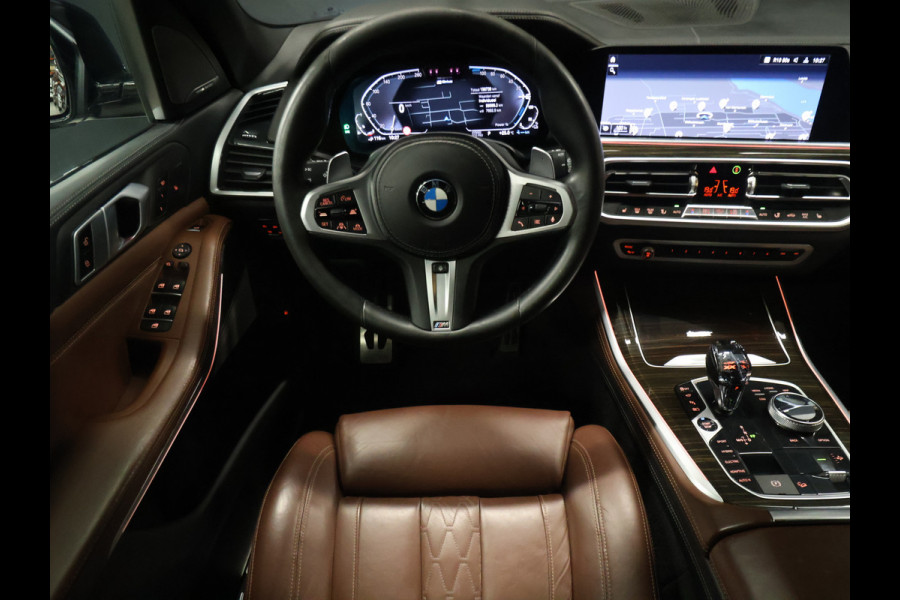 BMW X5 xDrive45e M Sport High Executive [SOH 94%, PANORAMADAK, SKYLOUNGE, HARMAN/KARDON, HEAD-UP, LUCHTVERING, ADAPTIVE LED, APPLE CARPLAY, ANDROID, MEMORY SEATS, STOELVERWARMING, VOL LEDER, SOFT CLOSE, ELEKTRISCHE ACHTERKLEP, 360