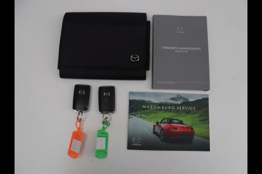 Mazda CX-30 2.0 e-SkyActiv-X M Hybrid Luxury | Leder | Stuur/stoel verwarming | Adaptive cruise | Head-up | 360 camera | Park assist | BOSE sound | Carplay | Elektrische achterklep