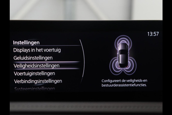 Mazda CX-30 2.0 e-SkyActiv-X M Hybrid Luxury | Leder | Stuur/stoel verwarming | Adaptive cruise | Head-up | 360 camera | Park assist | BOSE sound | Carplay | Elektrische achterklep